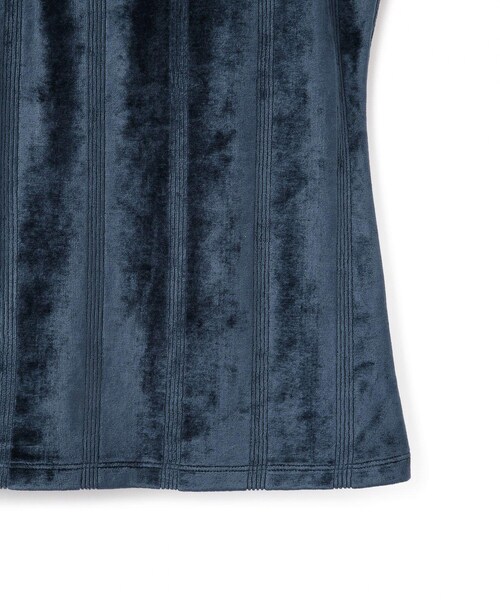 ADAM ET ROPE'（アダムエロペ）の「【Miller for ADAM ET ROPE'】別注 スクエアタンク（カップ付き）（タンクトップ・レディース・グリーン/ネイビー・F）」の18枚目の写真