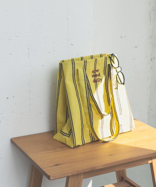 URBAN RESEARCH DOORS(アーバンリサーチドアーズ)の「『別注』beej×DOORS ストライプトートバッグ(トートバッグ・レディース・PINK/YELLOW/GREEN・One)」の12枚目の写真