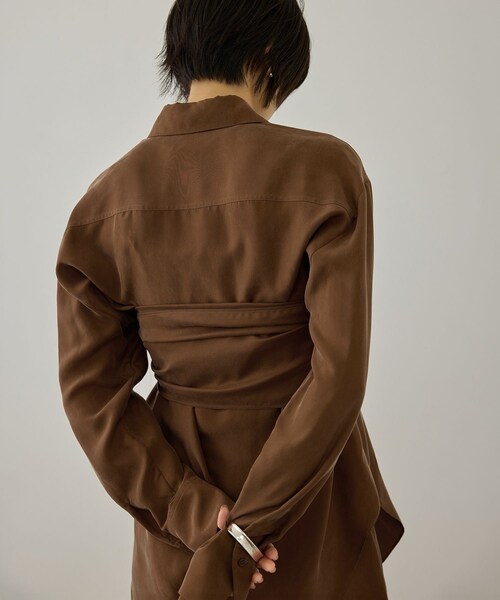 ADAM ET ROPE'(アダムエロペ)の「GENTLE SILK スカーフ / イージーケア(バンダナ/スカーフ・レディース・ブラック/ブラウン・F)」の12枚目の写真