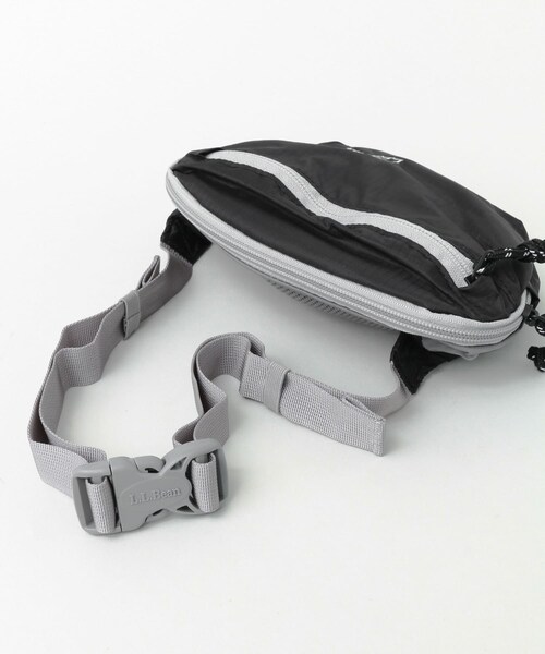 URBAN RESEARCH DOORS（アーバンリサーチドアーズ）の「L.L.Bean　ストアウェイヒップパック（ボディバッグ/ウエストポーチ・レディース・Black・FREE）」の6枚目の写真