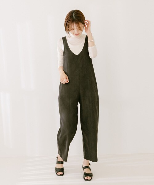 ITEMS URBANRESEARCH（アイテムズ アーバンリサーチ）の「ウォッシャブルスエードイージーサロペット（サロペット/オーバーオール・レディース・BLACK/BEIGE・one）」の3枚目の写真