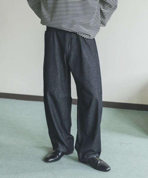 SENSE OF PLACE by URBAN RESEARCH（センスオブプレイスバイアーバンリサーチ）の「アソートバレルレッグデニムパンツ（デニムパンツ・メンズ・WHITE/BLACK/L.HICKORY/D.HICKORY/L.INDIGO・M/L）」の2枚目の写真