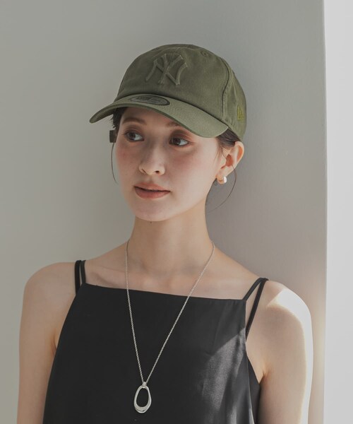 URBAN RESEARCH(アーバンリサーチ)の「『別注』New Era×URBAN RESEARCH CASUAL CLASSIC(キャップ・レディース・GRAPHITE/ASH BROWN/NEW OLIVE/PIN ROUGE・-)」の20枚目の写真