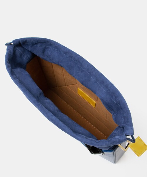 URBAN RESEARCH（アーバンリサーチ）の「mlouye　SERA TOTE（トートバッグ・レディース・IVORY/CO-BLUE・one/One）」の14枚目の写真