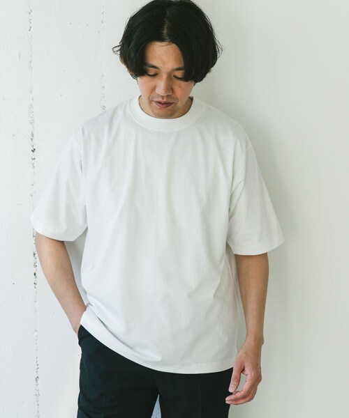 URBAN RESEARCH DOORS（アーバンリサーチドアーズ）の「『Sサイズ/WEB限定』『吸水速乾/接触冷感/イージーケア』クイックドライ ショートスリーブTシャツ（Tシャツ/カットソー・メンズ・WHITE/BLUE/NAVY/CHARCOAL/WHTxBLK/BLKxWHT/BEG×BLK・S/M/L/XL）」の21枚目の写真