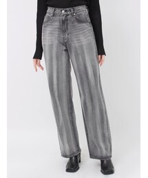 MURUA（ムルーア）の「イレギュラーカラーデニム（デニムパンツ・レディース）」
