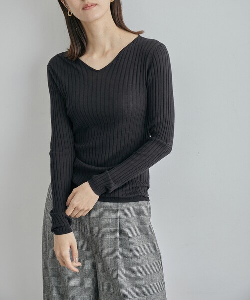 ROPE'(ロペ)の「【限定店舗・J'aDoRe限定】エレガンス キュアフィーロ Vネックリブプルオーバー(Tシャツ/カットソー・レディース・ネイビー/オフホワイト・F)」の10枚目の写真