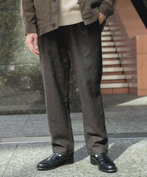 URBAN RESEARCH DOORS（アーバンリサーチドアーズ）の「ウール混ヘリンボーンイージートラウザー（その他パンツ・メンズ・BROWN/BLACK・M/L）」の3枚目の写真