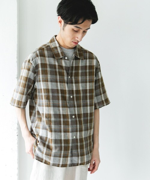 URBAN RESEARCH DOORS(アーバンリサーチドアーズ)の「カバーリングリネン キャンプカラーシャツ(シャツ/ブラウス・メンズ・L.GRAY/DARK NAVY/OLV CHECK・M/L)」の17枚目の写真