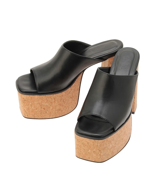 GYDA（ジェイダ）の「コルクチャンキーサンダル（その他シューズ・レディース・オフホワイト/ブラック・S/M/L）」の4枚目の写真