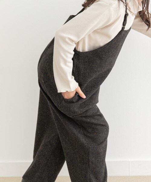 URBAN RESEARCH DOORS(アーバンリサーチドアーズ)の「『親子リンク』ネップツイードサロペット(KIDS)(ワンピース・キッズ・L.BEIGE/CHARCOAL・120/135)」の10枚目の写真