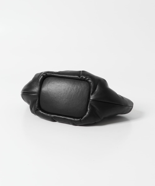 URBAN RESEARCH ROSSO（アーバンリサーチロッソ）の「LE VERNIS　Momo mini bag（ハンドバッグ・レディース・シルバー/ブラック・-）」の7枚目の写真