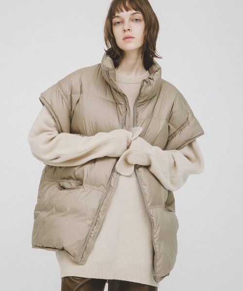LAATO（ラート）の「short-sleeved down vest（その他アウター・レディース・チョコレート/ラクダ・FREE）」の2枚目の写真
