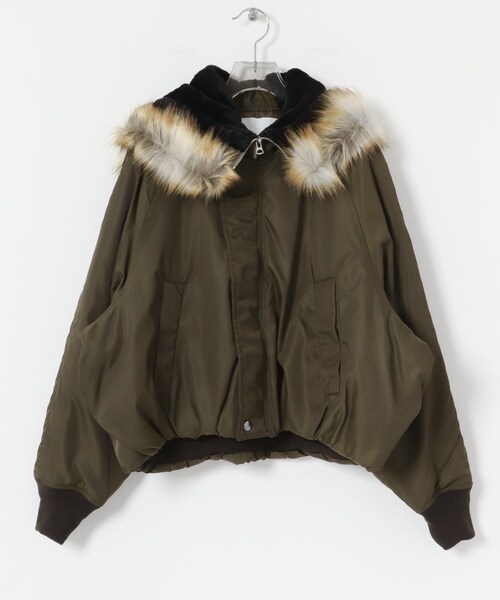 URBAN RESEARCH（アーバンリサーチ）の「TICCA　ショートN2Bジャケット（ブルゾン・レディース・khaki/brown・FREE）」の4枚目の写真