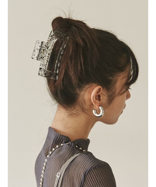 EMODA（エモダ）の「【HOLIDAY】タンクワイドバレッタ（バレッタ/ヘアクリップ・レディース・ブラウン/ブラック/クリア・F）」の15枚目の写真