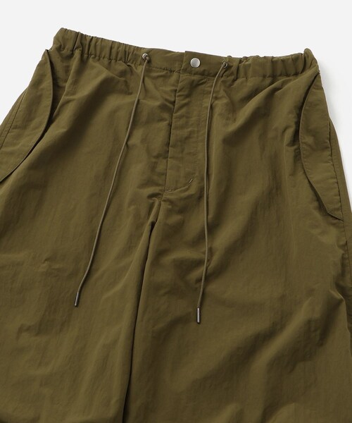 Saturdays NYC(サタデーズ ニューヨークシティ )の「Masa Cargo Pants(その他パンツ・レディース・ブラック/オリーブ・L/M/S)」の16枚目の写真