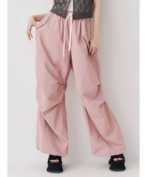 EVRIS（エヴリス）の「ボリュームワイドパンツ（カーゴパンツ・レディース・ブラック/ピンク・S/M）」の21枚目の写真