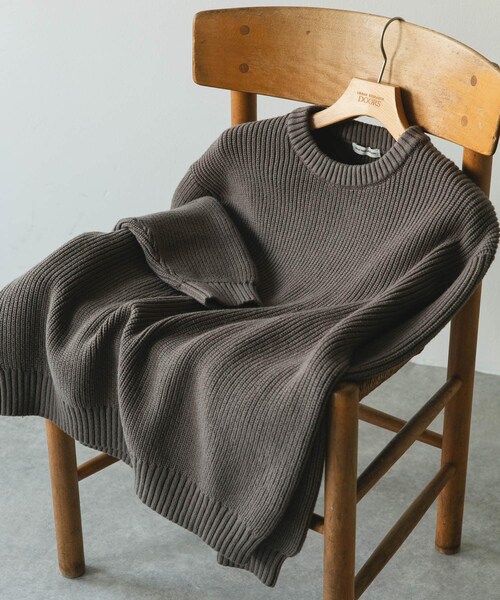 URBAN RESEARCH DOORS（アーバンリサーチドアーズ）の「畦ニット クルーネックプルオーバー（ニット/セーター・メンズ・RED/GRAY/BLUEGREEN/CHARCOAL・M/L）」の6枚目の写真