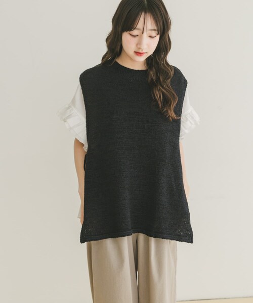 ITEMS URBANRESEARCH（アイテムズ アーバンリサーチ）の「テープヤーンニットベスト（ベスト・レディース・OFF/NVY/L.KHK・FREE）」の22枚目の写真