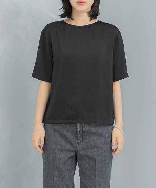 URBAN RESEARCH ROSSO（アーバンリサーチロッソ）の「UVカットサテンブラウス（Tシャツ/カットソー・レディース・MAUVEPINK/BLACK/OFF 1・Free）」の16枚目の写真