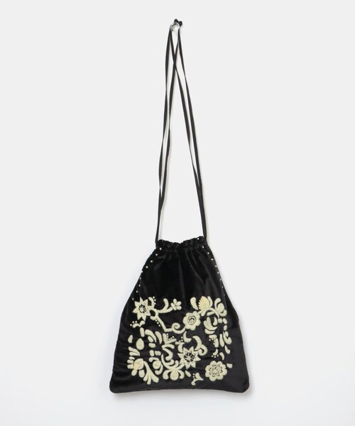 かぐれ（カグレ）の「Khadi&co　VELVET Embroidery Bag（ショルダーバッグ・レディース・NAT/BK・Free）」の5枚目の写真