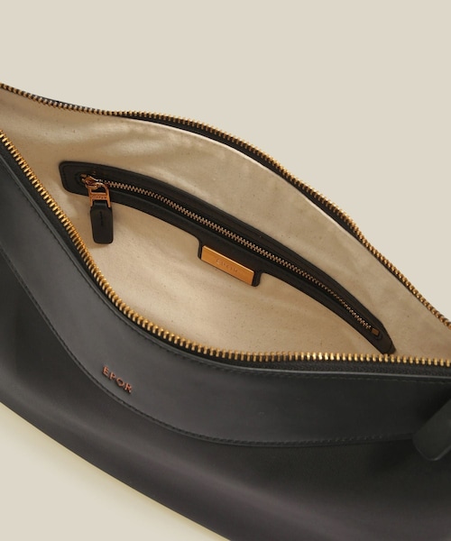 ROPE'(ロペ)の「【E'POR】C BAG Medium【撥水】【超軽量】(ハンドバッグ・レディース・ブラック/オフホワイト/カーキ・F)」の14枚目の写真