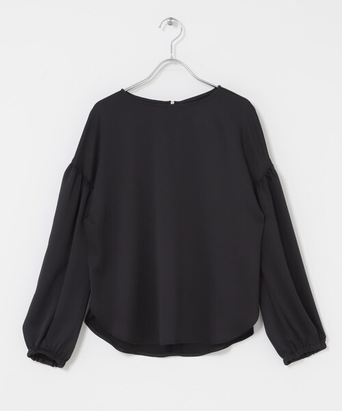 URBAN RESEARCH ROSSO（アーバンリサーチロッソ）の「ハンマーサテンギャザーブラウス（シャツ/ブラウス・レディース・WHITE/BLACK・Free）」の22枚目の写真