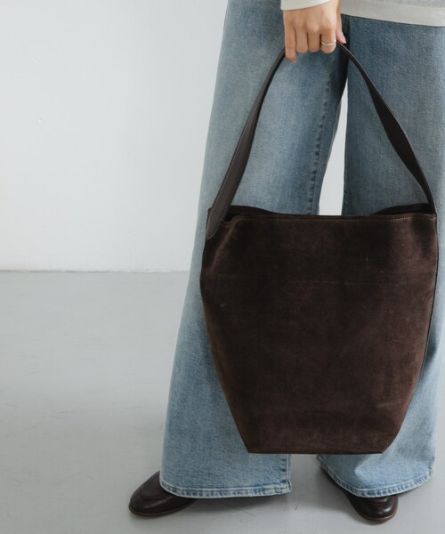 URBAN RESEARCH（アーバンリサーチ）の「ワンハンドルスウェードトートバッグ（トートバッグ・レディース・GREGE/D.BROWN・-0）」の4枚目の写真