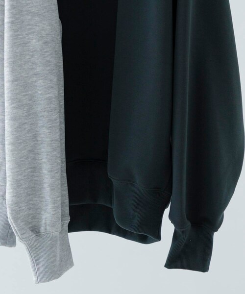 URBAN RESEARCH（アーバンリサーチ）の「DAIWA PIER39　TECH SWEAT CREW FREEDOM SLEEVE（スウェット・メンズ・INK BLACK/H/GRAY・S/M/L/XL）」の15枚目の写真