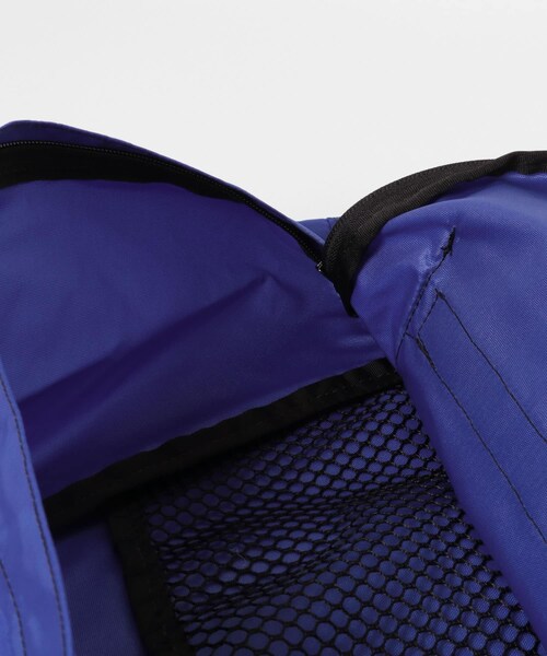 ITEMS URBANRESEARCH（アイテムズ アーバンリサーチ）の「WILD WALLETS　Day Pack（バックパック/リュック・メンズ・BLK/KHK/BLU/RED・-）」の15枚目の写真