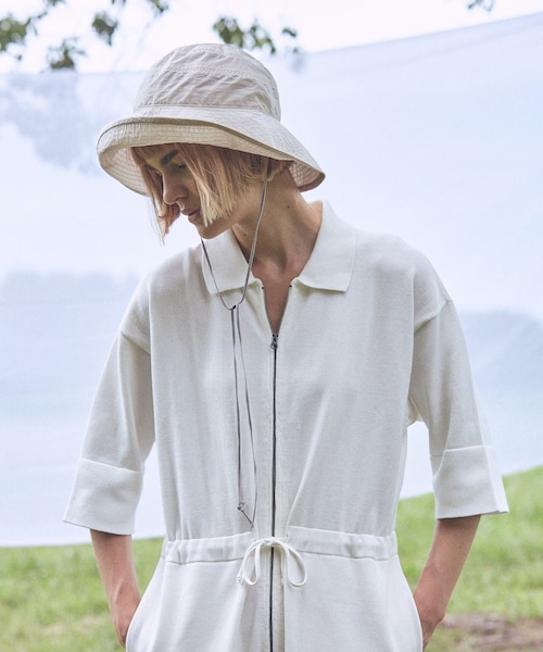 ADAM ET ROPE'(アダムエロペ)の「【J'aDoRe・一部店舗限定】【chisaki(チサキ)】Hana(ハット・レディース・ホワイト系/オリーブ・F)」の2枚目の写真