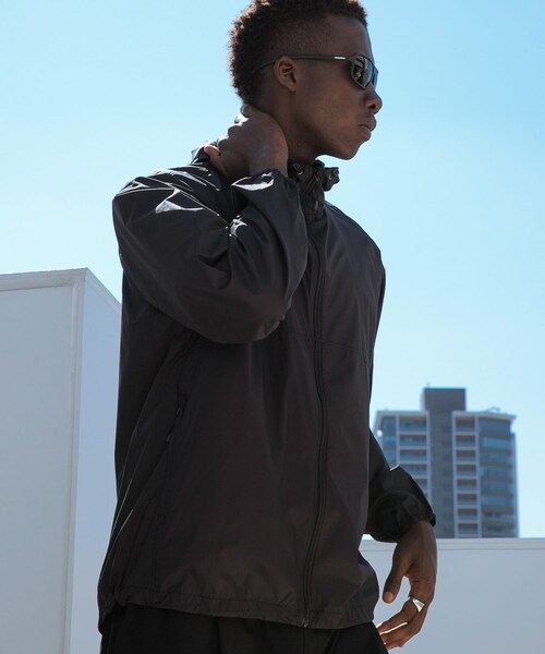 URBAN RESEARCH（アーバンリサーチ）の「new basic　Nylon Rip Stop Wind Parka（テーラードジャケット・メンズ・GRAY/BLACK/KHAKI・M/L/XL）」の15枚目の写真