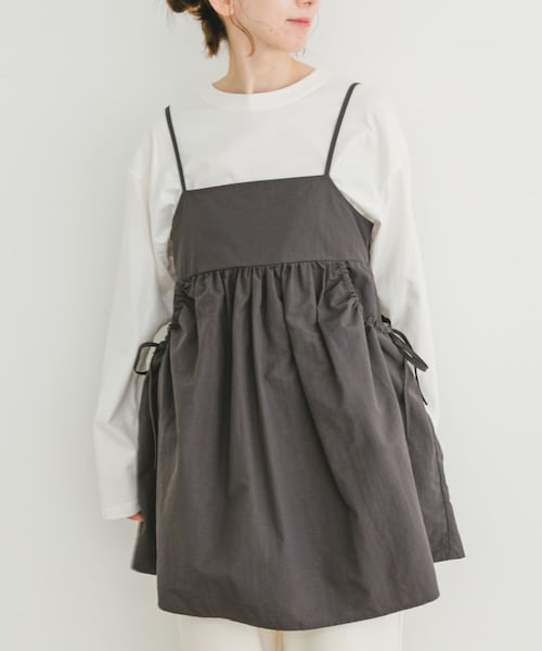 ITEMS URBANRESEARCH(アイテムズ アーバンリサーチ)の「ポケットギャザーキャミ(キャミソール・レディース・BEG/CHA・FREE)」の4枚目の写真