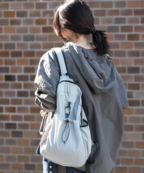 EKAL(エカル)の「EASY DAYPACK(バックパック/リュック・レディース・ブラック/ベージュ/ブルー・One)」の21枚目の写真