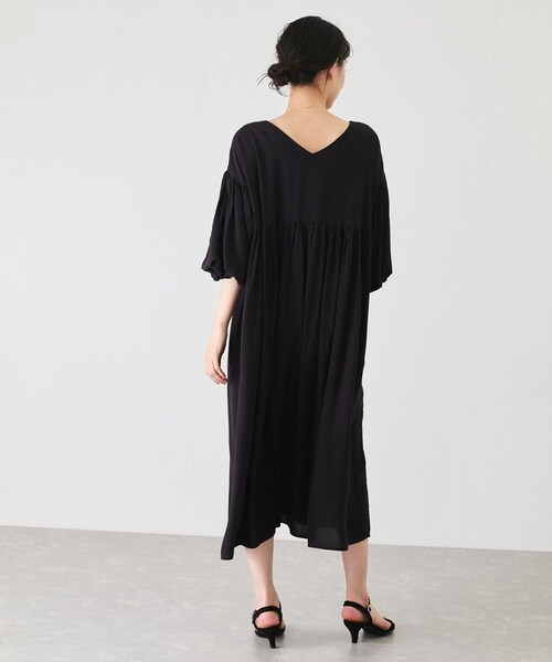 Jayro（ジャイロ）の「バルーンスリーブワンピース（ワンピース・レディース・ブラック/ブラウン系・F）」の19枚目の写真