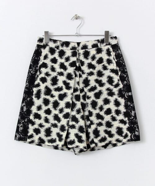 URBAN RESEARCH ROSSO（アーバンリサーチロッソ）の「Lirica　Lace Shorts（その他パンツ・レディース・BLACK・O/1）」の2枚目の写真
