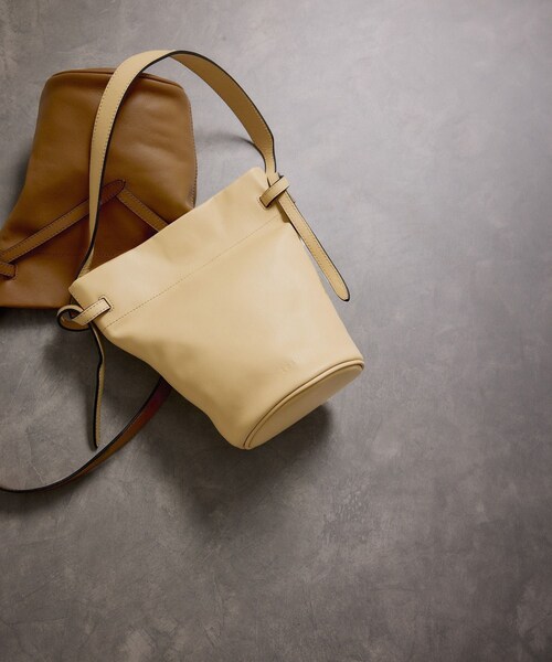 ROPE'（ロペ）の「【teau・牛革・マルチWAY】panier vine shoulder bag/持ち手長さ調整可能（ハンドバッグ・レディース・ブラック/グレー/キャメル/ピンク/イエロー・F）」の11枚目の写真