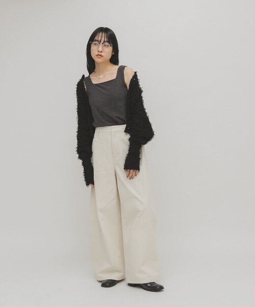 KBF（ケイビーエフ）の「ピーチスキン2WAYタンクトップ（タンクトップ・レディース・OFF/CHARCOAL/BLACK・One）」の19枚目の写真