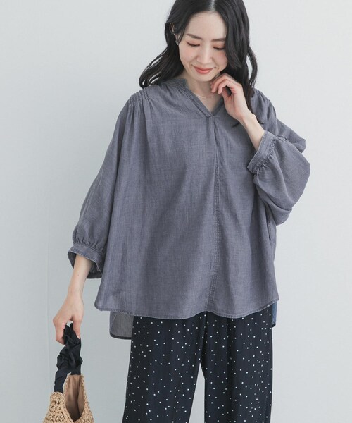 URBAN RESEARCH DOORS(アーバンリサーチドアーズ)の「シアーデニムピンタックドルマンブラウス(シャツ/ブラウス・レディース・INDIGO/L.INDIGO・Free)」の20枚目の写真