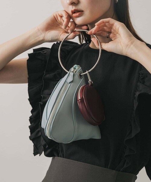 SENSE OF PLACE by URBAN RESEARCH（センスオブプレイスバイアーバンリサーチ）の「フープハンドルバッグ（ハンドバッグ・レディース・L.BLUE/BLACK/CAMEL・one）」の7枚目の写真