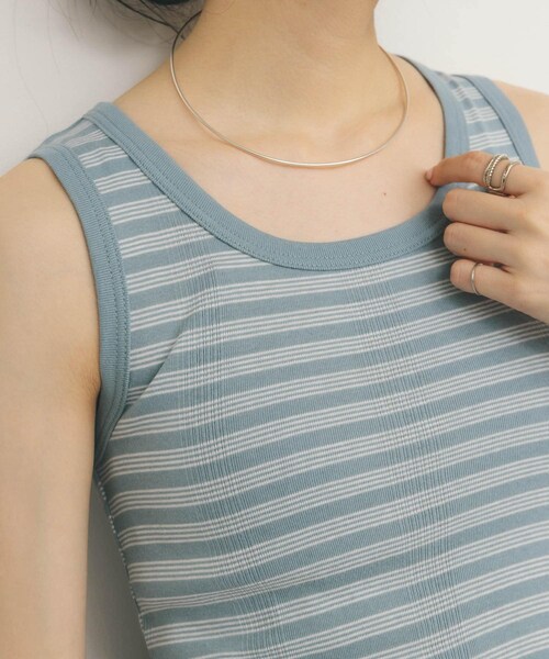 KBF（ケイビーエフ）の「Miller　Panel ribbed tank top（タンクトップ・レディース・WHT×GN/WHT×NR/BLU×W2/BRN×NV・FREE）」の19枚目の写真