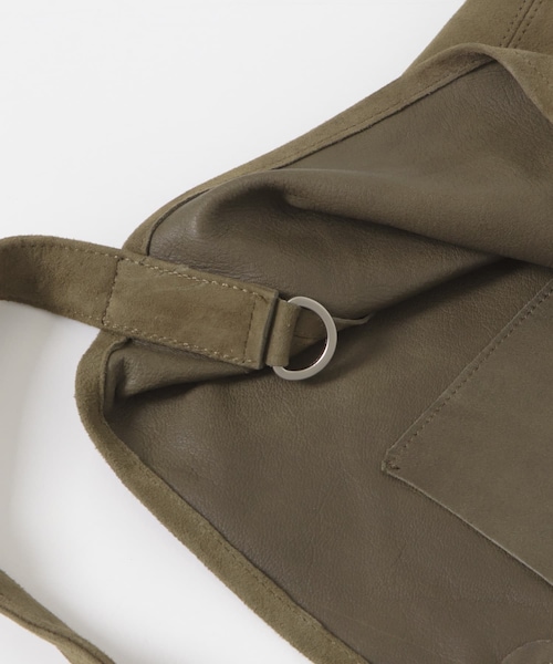 URBAN RESEARCH(アーバンリサーチ)の「『別注』Morphee×URBS CYLINDER L(トートバッグ・メンズ・OLIVE・L)」の7枚目の写真