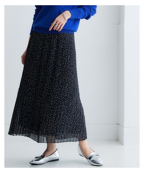 nissen（ニッセン）の「シフォンプリーツロングスカート＜大きいサイズ有＞（スカート・レディース・黒/モカ/サックスグレー/黒系ドット/ロイヤルブルー/チェック/イエロー・S/M/L/LL/3L/4L/5L/6L/8L/10L）」の21枚目の写真
