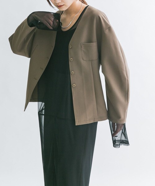 KBF（ケイビーエフ）の「ウエストシェイプジャケット（テーラードジャケット・レディース・FOG GREEN/BROWN・one）」の13枚目の写真