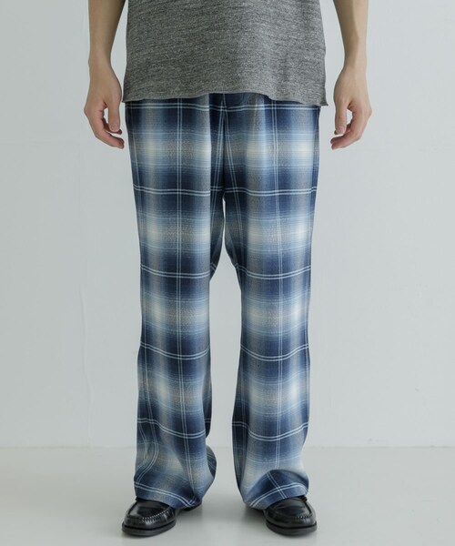 URBAN RESEARCH(アーバンリサーチ)の「SEVEN BY SEVEN EASY TROUSERS(その他パンツ・メンズ・110 BLUE・S/M)」の2枚目の写真