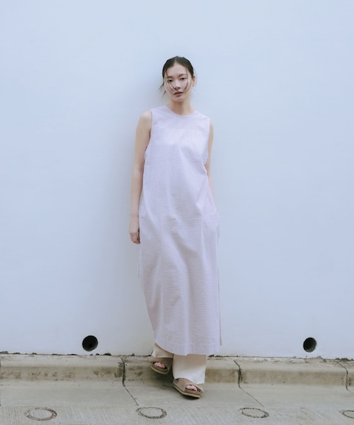 URBAN RESEARCH（アーバンリサーチ）の「new basic　インドコットンサッカーストライプワンピース（ワンピース・レディース・L.BEIGE/RED・FREE）」の2枚目の写真