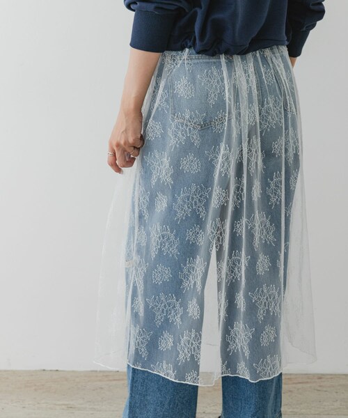 URBAN RESEARCH ROSSO（アーバンリサーチロッソ）の「F by ROSSO　チュールレースレイヤードスカート（スカート・レディース・WHITE/BLACK・FREE）」の7枚目の写真