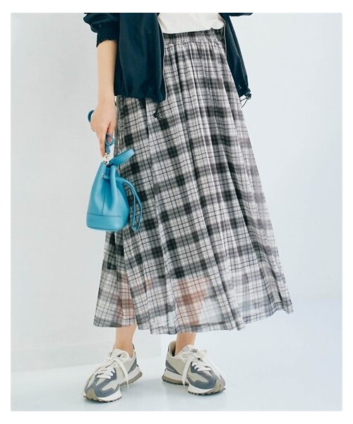nissen（ニッセン）の「チェック柄チュールスカート（スカート・レディース・ネイビー系チェック柄/黒系チェック柄・S/M/L/LL）」の5枚目の写真
