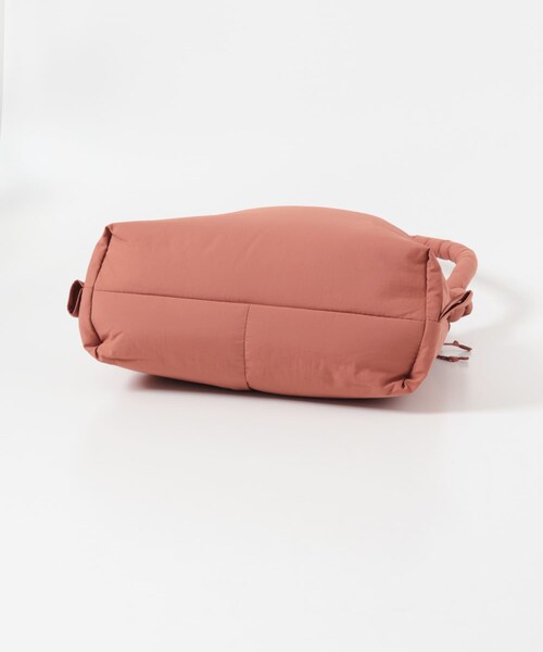 URBAN RESEARCH DOORS(アーバンリサーチドアーズ)の「OLEND ONA SOFTBAG(ショルダーバッグ・レディース・SOFT PEACH・FREE)」の7枚目の写真