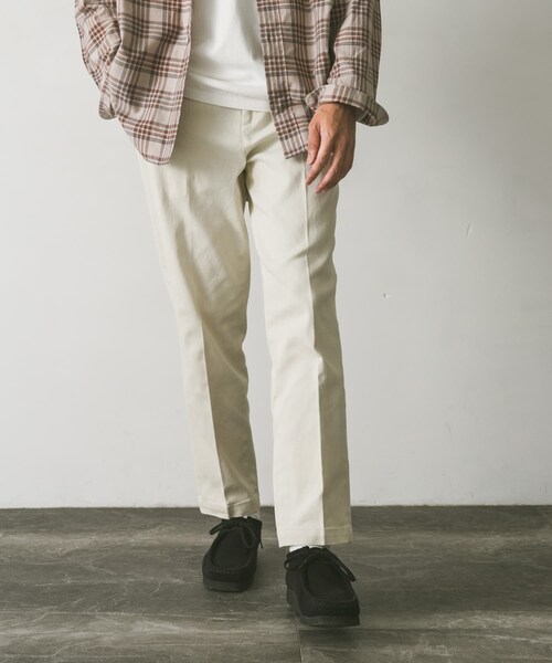 URBAN RESEARCH DOORS（アーバンリサーチドアーズ）の「テーパードチノトラウザー（チノパンツ・メンズ・BEIGE/ECRU/KHAKI/NAVY・S/M/L）」の12枚目の写真